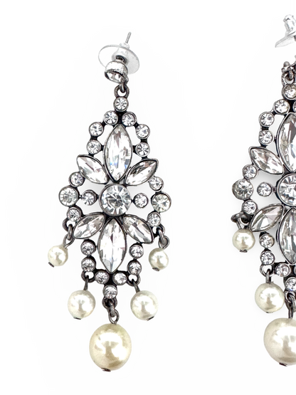 Crystal pearl hanging earrings